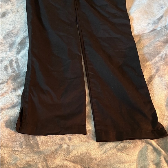 Grey's Anatomy Women Black Scrub Cargo Pants - Picture 5 of 8